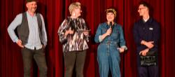 Werner, Wernerrette und Regisseur Gerd Büttner bei der Filmpremiere in der Bergbräu in Arzberg